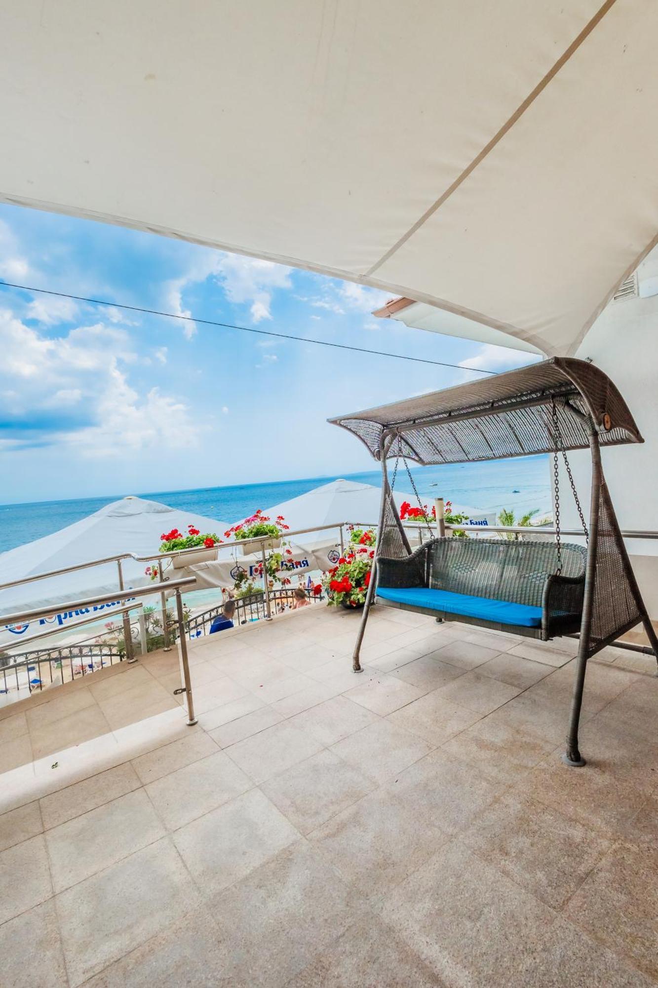 Mirage Hotel Nesebar Buitenkant foto