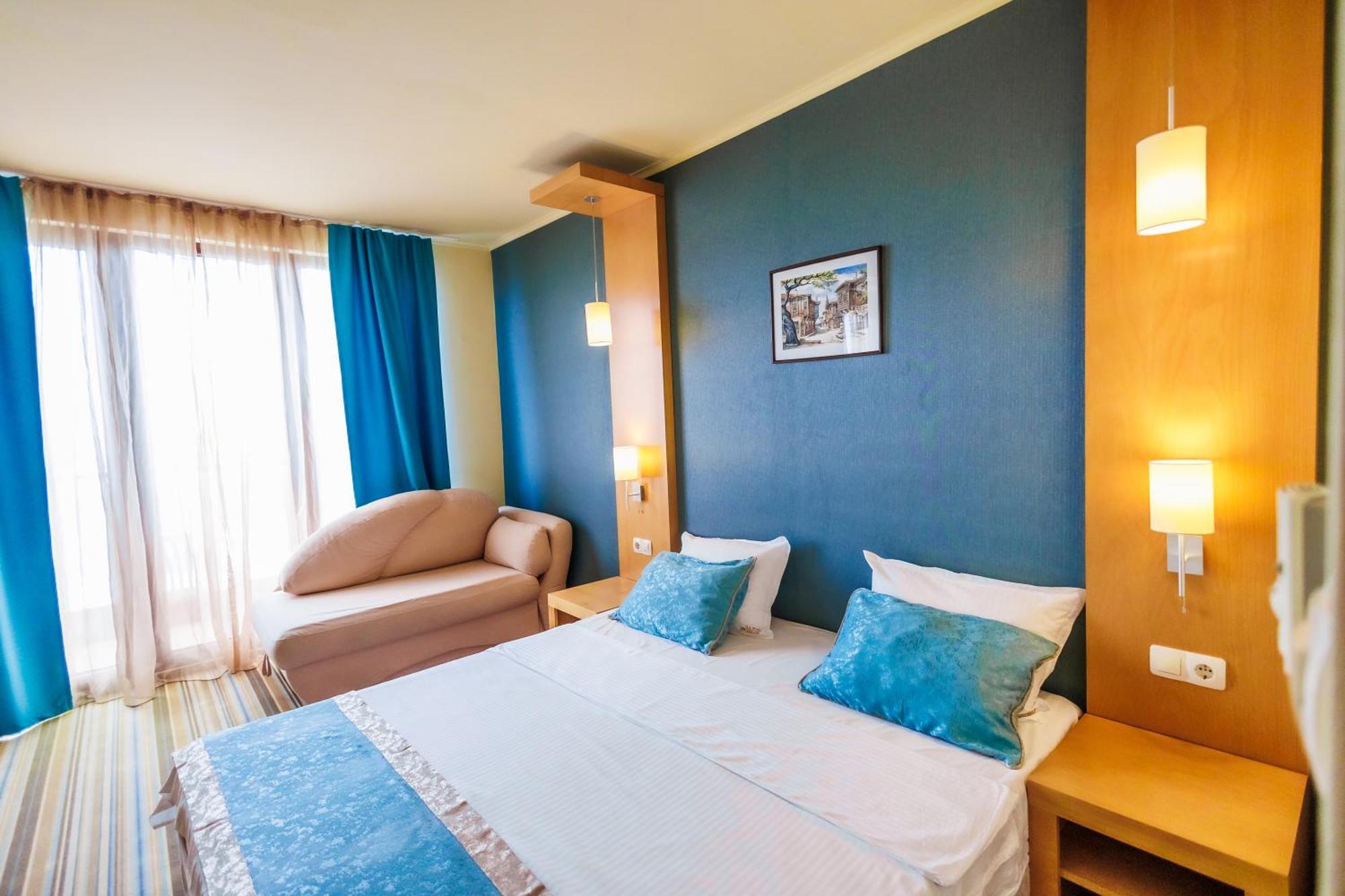 Mirage Hotel Nesebar Buitenkant foto